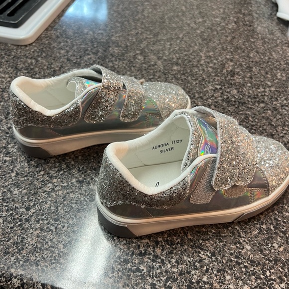 Bernal Girls Sparkle Glitter Sneakers Little Kid Slip On School Low Top - Picture 2 of 3